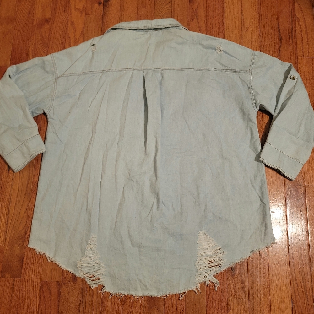 White Birch Destructed Button Up - Picture 2 of 5